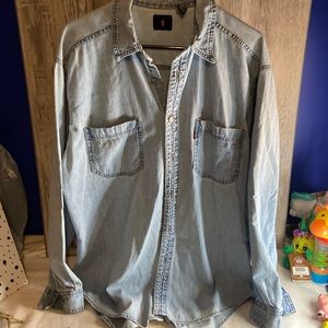 Levi’s Red Tab jeans button down blue Jean long sleeve shirt